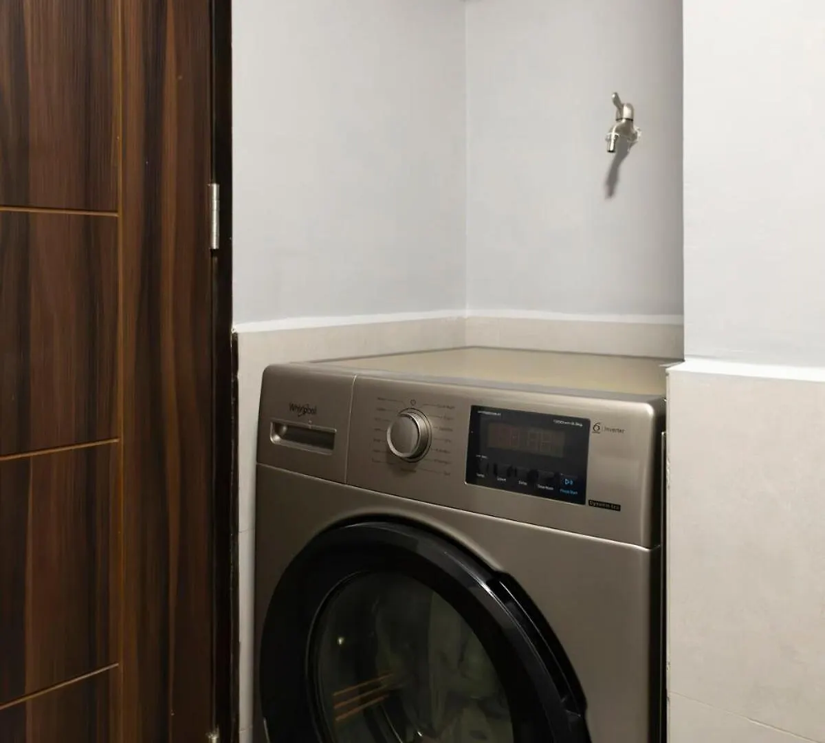 Executive 1Br At Radiance Manila Bay, Nearby Moa Apartment 0*,  Philippines