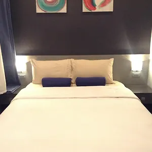 Li Nakpil Manila